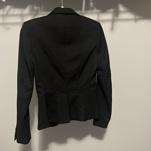 Black blazer - Picture 3 of 4